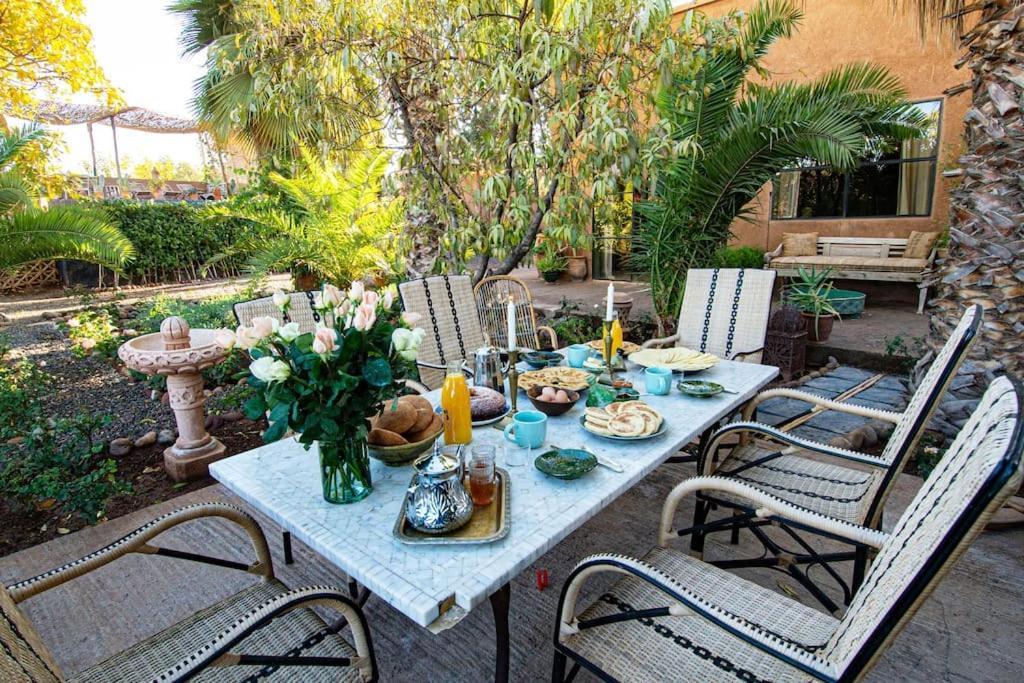 Aux Portes De Marrakech Villa Arts & Deco Avec Piscine 马拉喀什 外观 照片