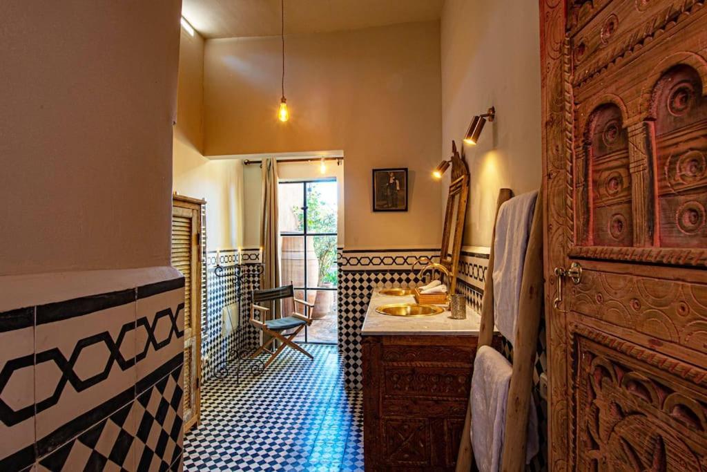 Aux Portes De Marrakech Villa Arts & Deco Avec Piscine 马拉喀什 外观 照片