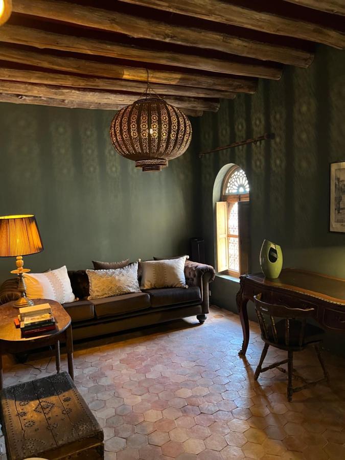 Aux Portes De Marrakech Villa Arts & Deco Avec Piscine 马拉喀什 外观 照片